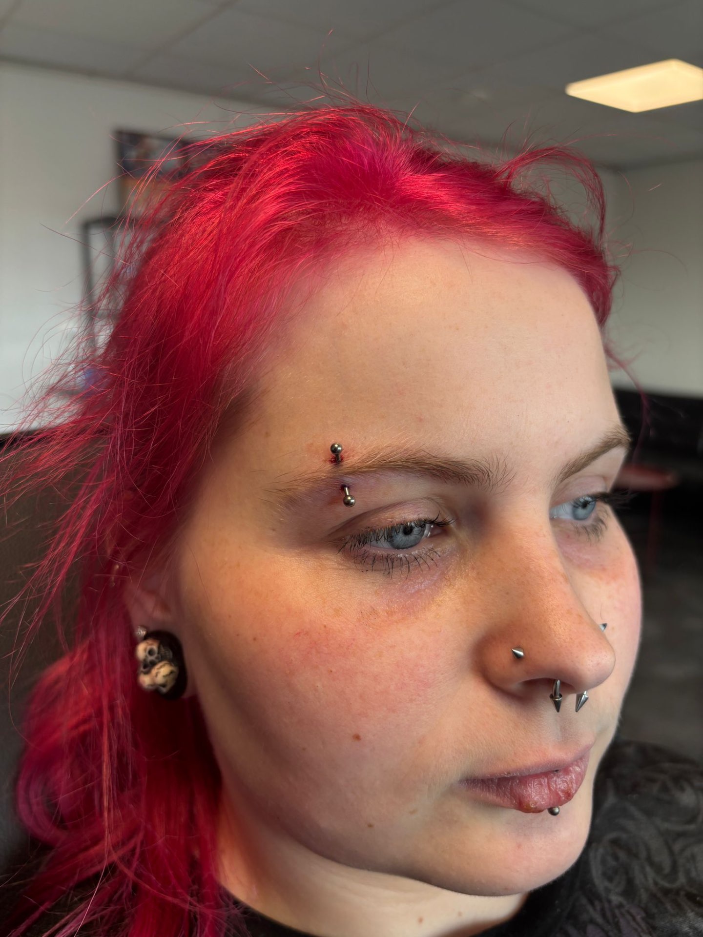 Eyebrow & dubbele nostril